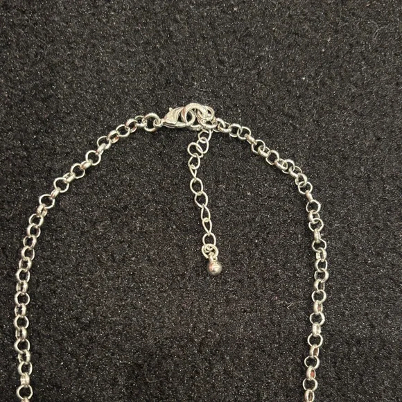 Elegant Silver and Blue Necklace - Picture 4 of 7